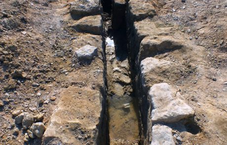 תגלית השנה: אמת מים מהתקופה הרומית נחשפה בחפירות ארכיאולוגיות בערבה